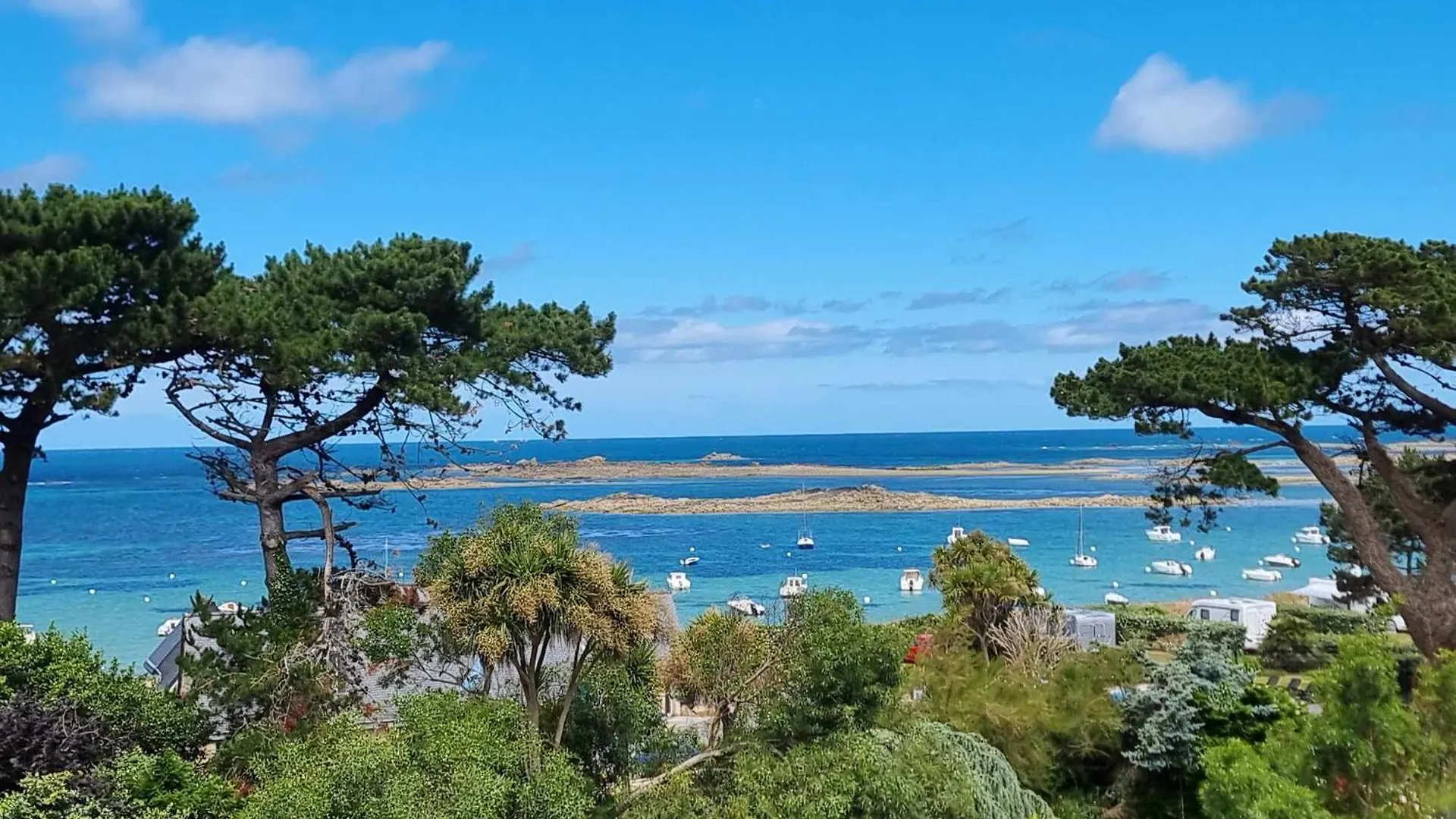 Maison Vue Mer A 100 M De L'Eau Trélévern