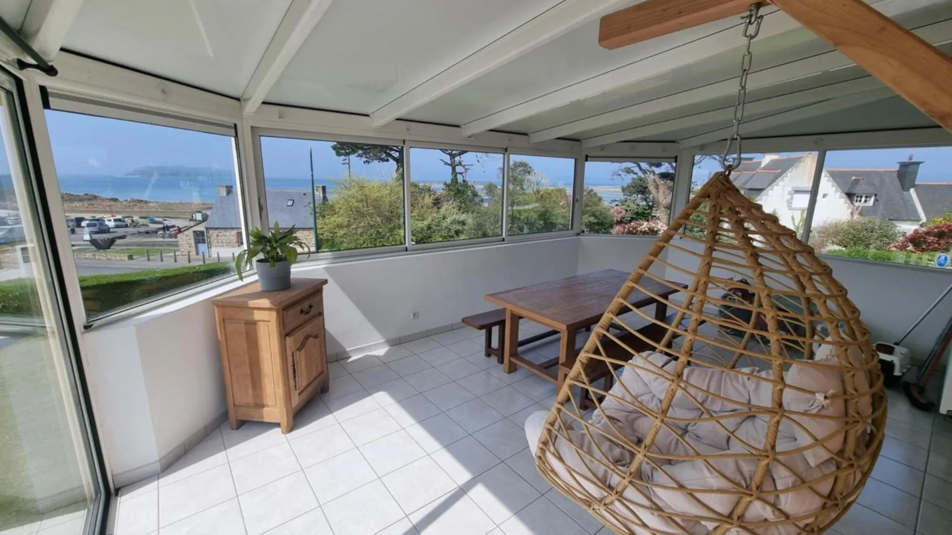 Maison Vue Mer A 100 M De L'Eau Trelevern France